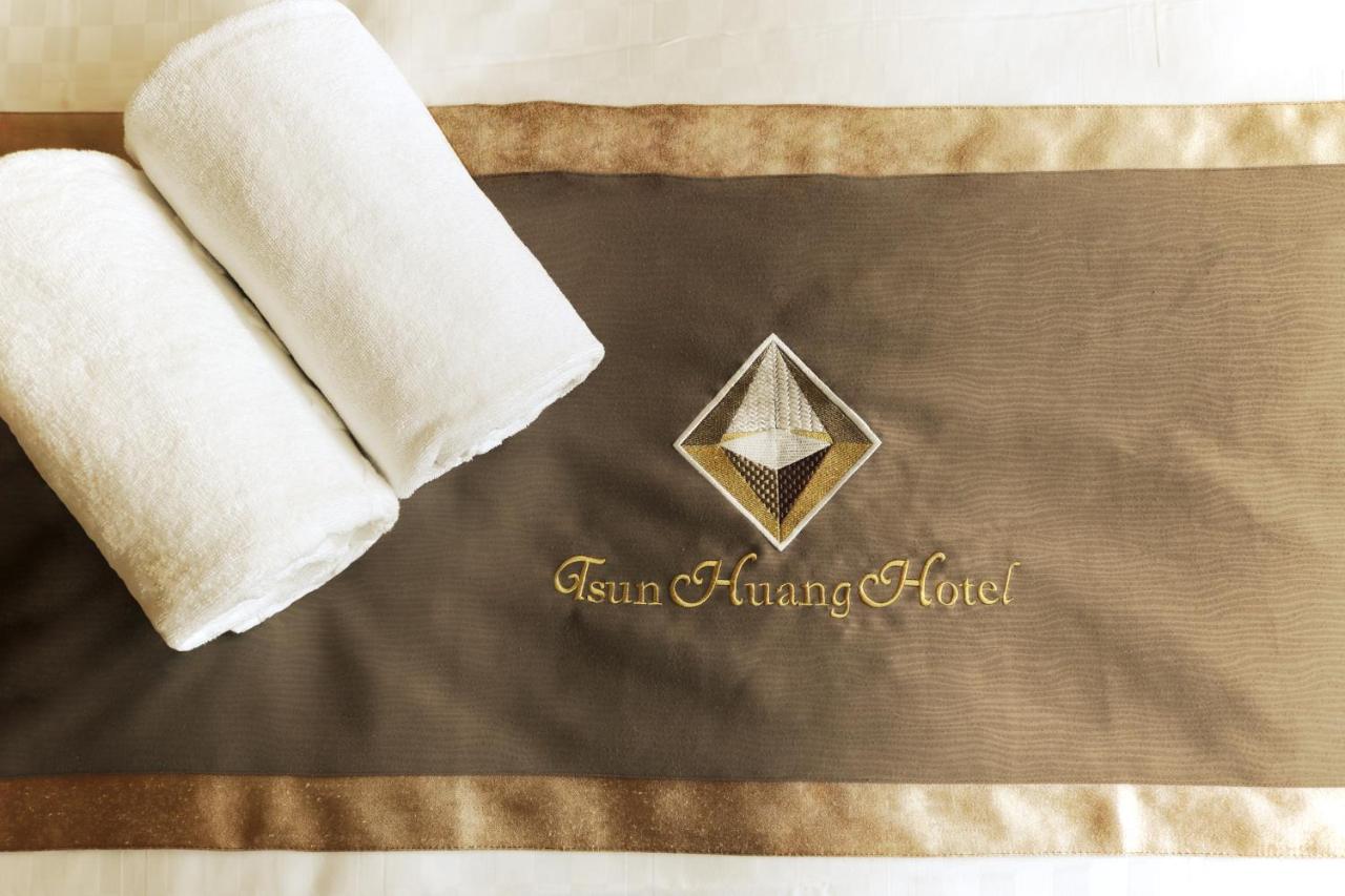 Tsun Huang Hotel Csiaji Kültér fotó