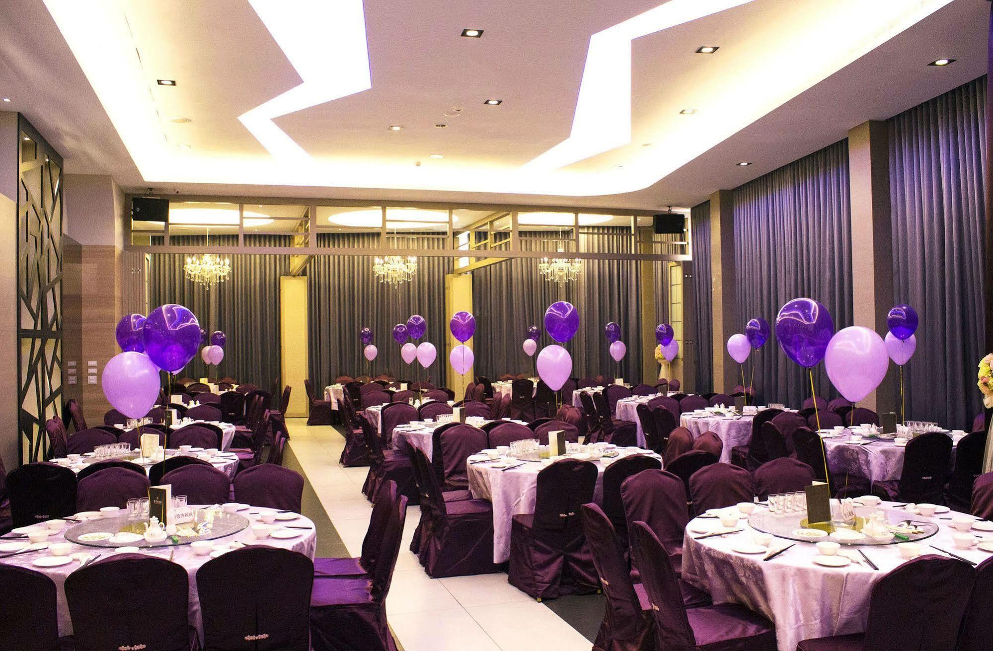 Tsun Huang Hotel Csiaji Kültér fotó