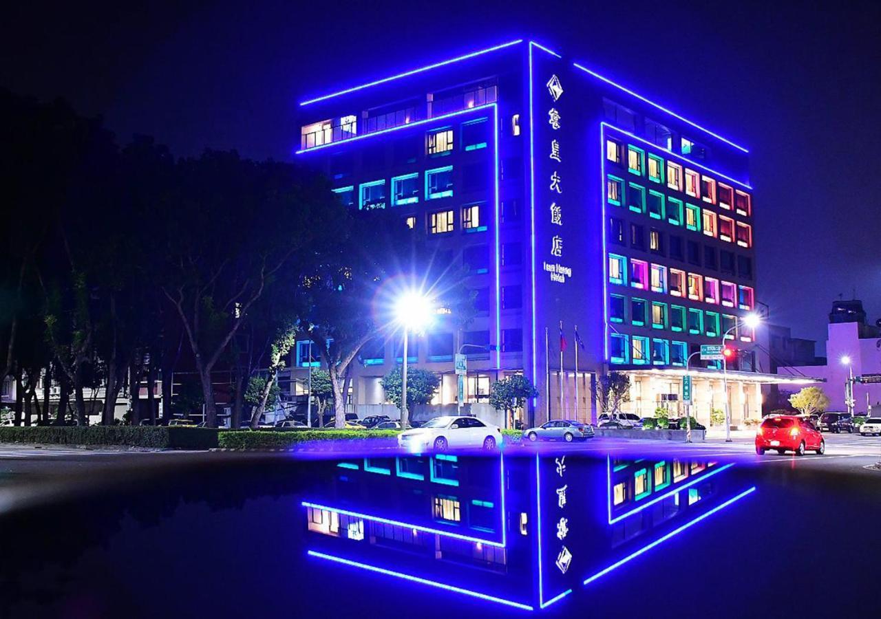 Tsun Huang Hotel Csiaji Kültér fotó